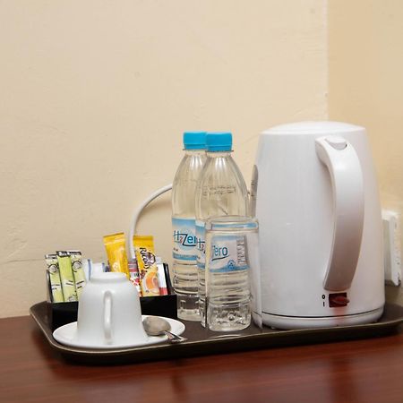 Mika Hotel Kabulonga ルサカ エクステリア 写真