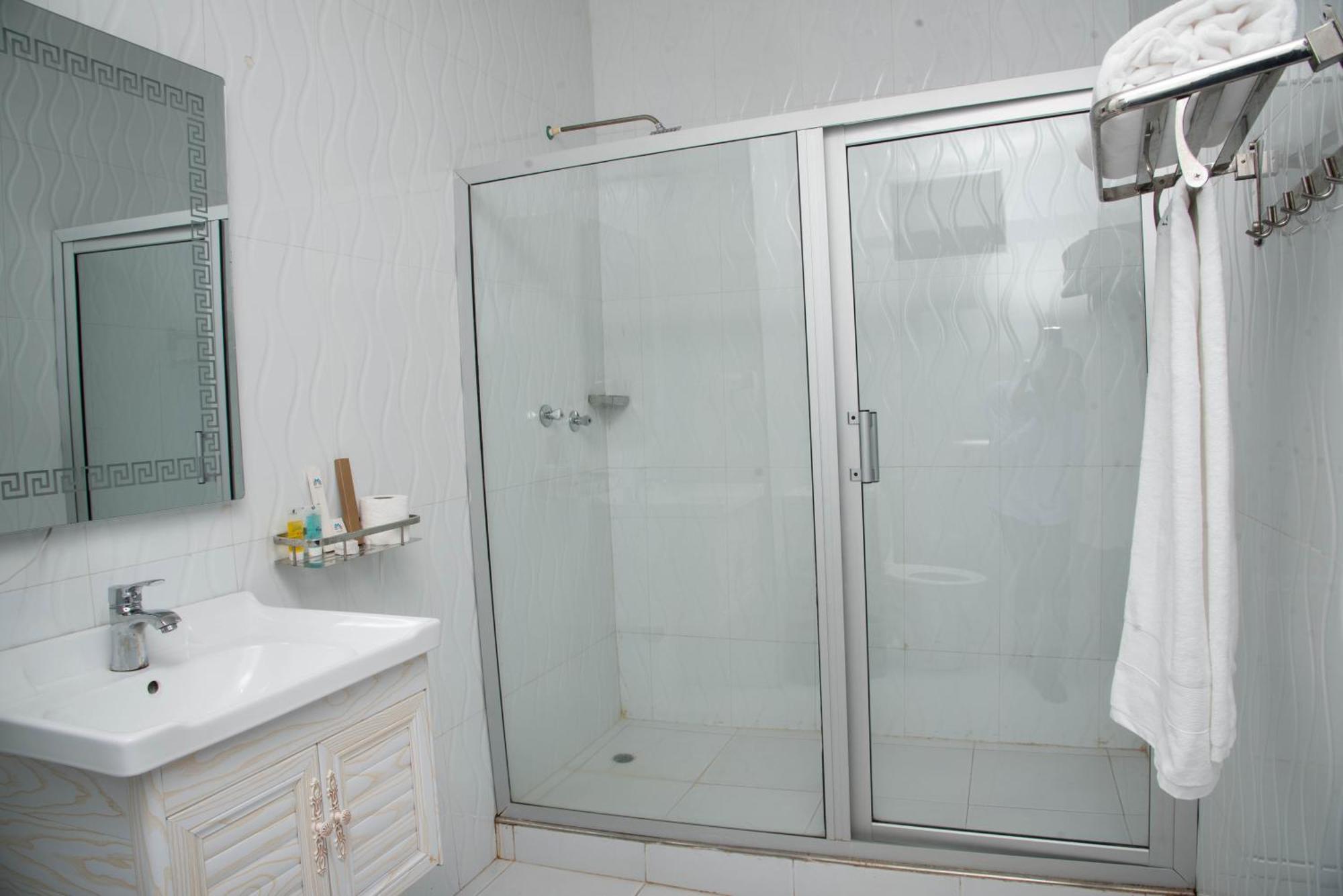 Mika Hotel Kabulonga ルサカ エクステリア 写真