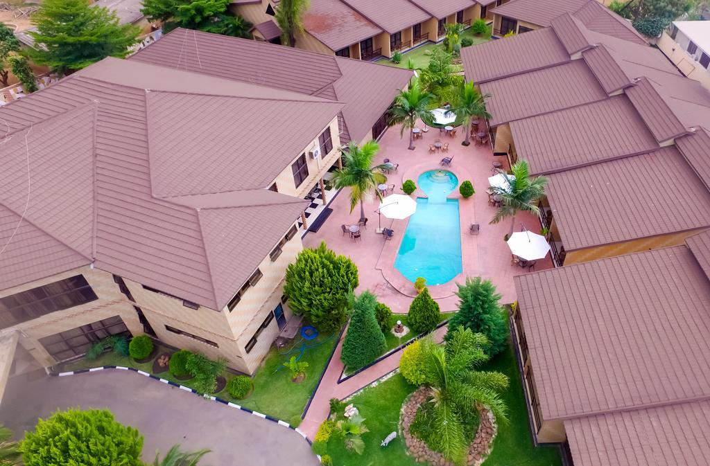 Mika Hotel Kabulonga ルサカ エクステリア 写真